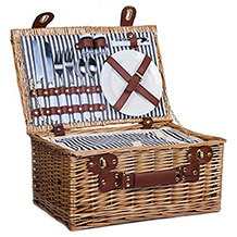SatisInside picnic basket